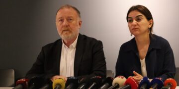 Sirri Sureyya Onder wê sibê ewilî bê bibîranîn û paşê jî bê veşartin