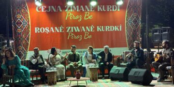 Li Amedê şevbêrka dengbêjan hat lidarxistin