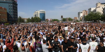 Kaytan û Altûn li Amedê hatin bibîranîn: Pîrên Kurdistanê nemir in