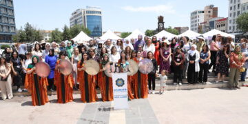 Hevdîtina Jinan a Ked, Çand û Hunerê ya Amedê dest pê kir