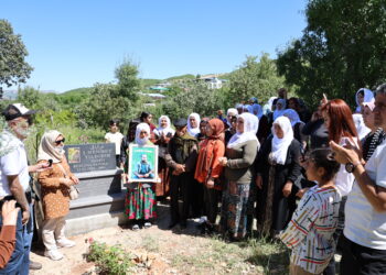 Mehmet Yildirim ê ku li ber çavên zarokên xwe hatibû kuştin hate bibîranîn