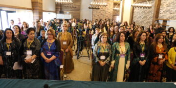 Leyla Guven: Jinan tu carî dest ji çanda xwedavendiyê bernedaye