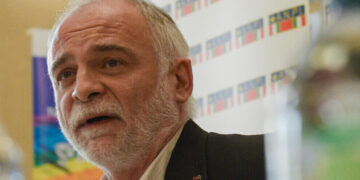 De Sanctis: Bi hepskerdişê muxatabî aştî nêbena!