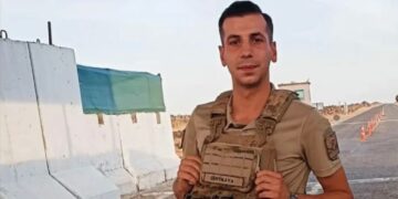 Li Hezexê çawişekî pispor bi awayekî guman mir