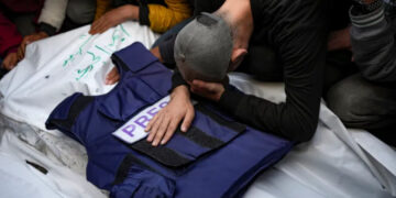 CPJ: Tira 173 Filîstînijî 181 rojnamegerî ameyî kiştene