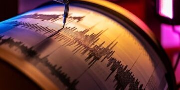 Dengizê Ege de bi girdîya 6.0 de erd lerza