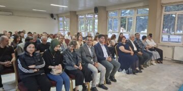 Li Farqînê serketiyên Pêşbaziya Çîrok û Helbestan xelatên xwe wergirtin