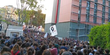 Polîsan li Zanîngeha Bogazîçî 97 kes binçav kirin