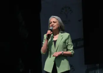 Têleweameyîsê partî û komelan seba çareserî û aştîye zaf muhîm o