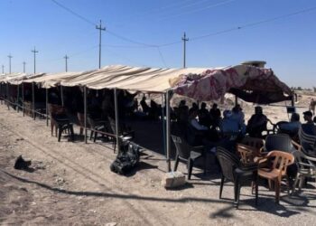 Mexmûr de xoverdayîş dewam keno