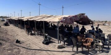 Mexmûr de xoverdayîş dewam keno