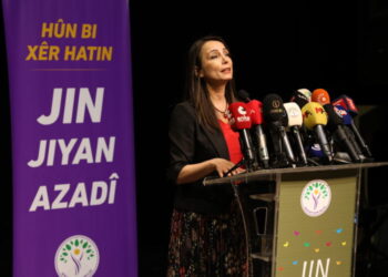 ‘Azadîya cinîyan do na herre de bêra caardene’