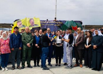 Rêveberiya Xweser: Berxwedana Bendava Tişrînê bi ser ket