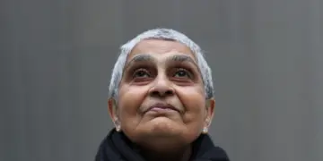 Gayatri Çakravorty Spivak ra seba Abdullah Ocalan mesaj