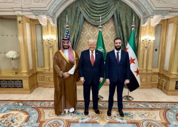 Trump El Şara reyde ame têhet