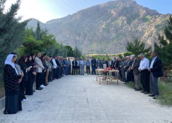 Li Gever û Colemêrgê serdana goristanan kirin