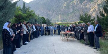 Li Gever û Colemêrgê serdana goristanan kirin