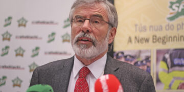 Gerry Adams: Azadiya Ocalan mijareke girîng e