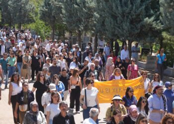 ‘Tu bi xêr hat ser axa xwe’