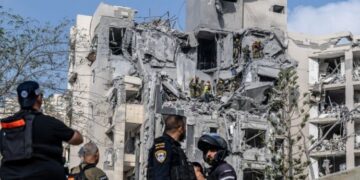 Press TV a Îranî: Adirbest dest pêkerd