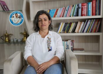 ‘Divê jin kolan bi kolan ji bo azadiya xwe bixebitin’