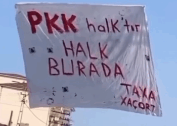 Li Wanê pankarta ‘PKK gel e, gel li vir e’ daliqandin