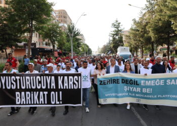 ‘Heta ku em hişbirê ji ser vê axê biqedînin em ê têbikoşin’