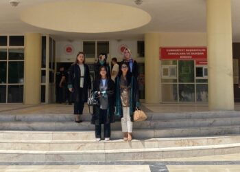 Daxwaza girtina kesê ku zaroka xwe tacîz kiribû hat redkirin