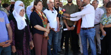 ‘Wan xirakir em dikarin bi hev re avabikin’