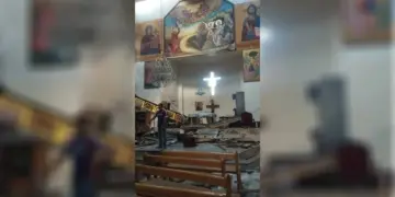 Xwekujek êrîşî dêrê kir: 20 kes hatin kuştin