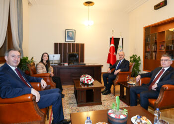 Serdana Kurtulmuş û DEM Partiyê: Dê li Meclisê komîsyon bê avakirin