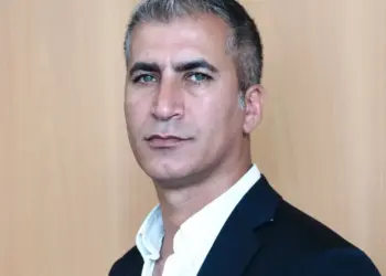 Ayhan Ûrmiye: Azadiya Îranê di Îmraliyê re dibore