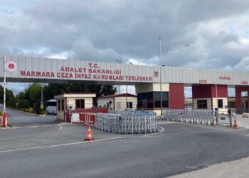 DEM Partî çû girtîgeha Sîlîvrîyê