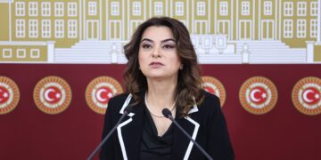 Partîyî do siba seba komîsyonî bêrê têhet