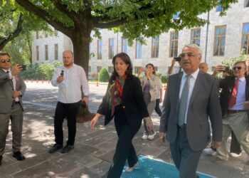 Heyeta Îmraliyê bi Nûman Kurtulmuş re civiya