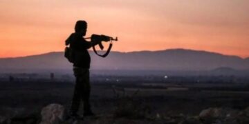 Rojêk de 12 kesî ameyê kiştene