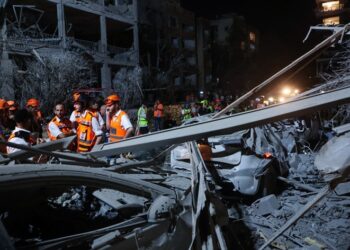 Îranê vê şeveqê jî êrişî Îsraîlê kir: 2 kes mirin