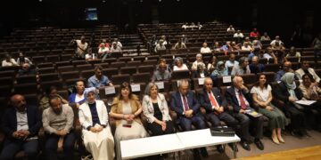 Konferansa Vekirina Rêya Aştiyê: Divê civak bibe kirdeyê pêvajoyê  