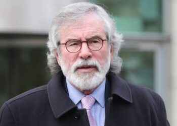 Gerry Adams ra mesajê paştgirîya pêvajoya aştîye