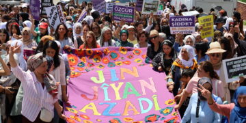 Mîhrîcana Çand û Xwezaya Jinê dest pê kir