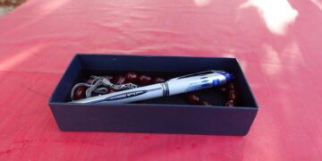 Abdullah Ocalan pênûs diyarî zarokan kir