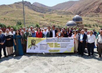 Encamnameya konferansê: Di sîwana neteweyî de bibin yek