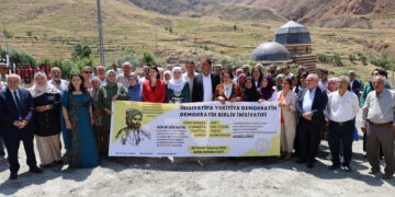 Encamnameya konferansê: Di sîwana neteweyî de bibin yek