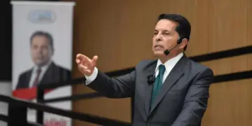 Xwestin Ahmet Ozer bê berdan