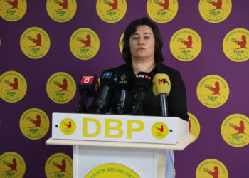 Meclisa Jinan a DBPê: Banga birêz Ocalan perspektîfa çareseriyê ye