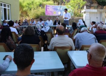 Civîna gel a Xinûsê: Birêz Ocalan rêberê gel e