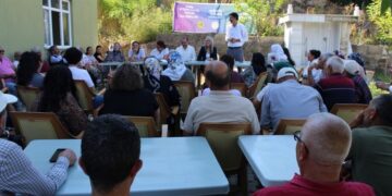 Civîna gel a Xinûsê: Birêz Ocalan rêberê gel e