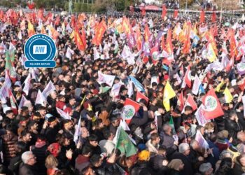 Dem dema siyaseta demokratîk e