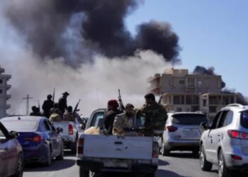 Li Siwêdayê şer berdewam e