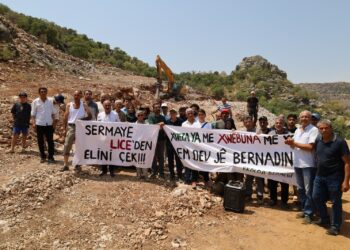 Meclisa Ekolojiyê: Kargeha keviran gefan li xwezayê dixwe